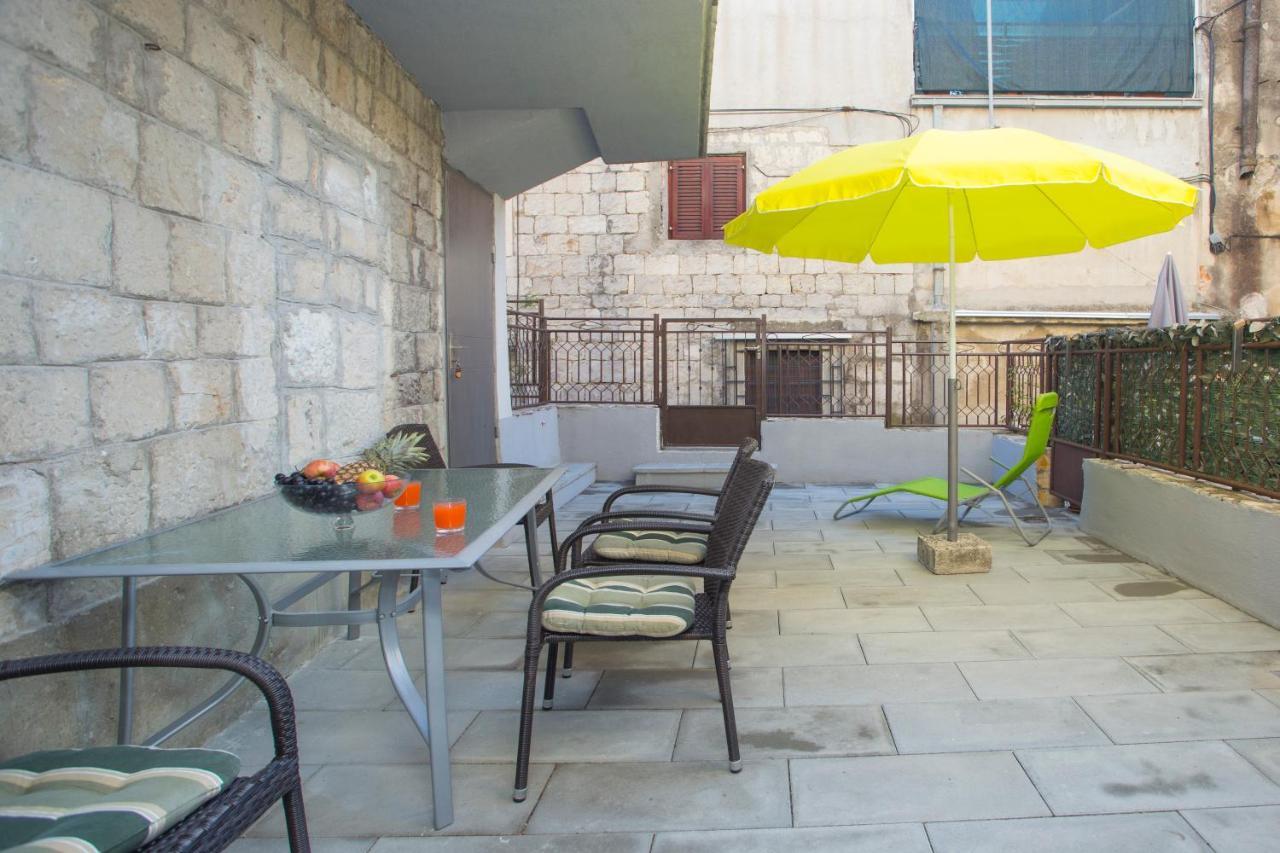 Apartment Silvana Split Bagian luar foto